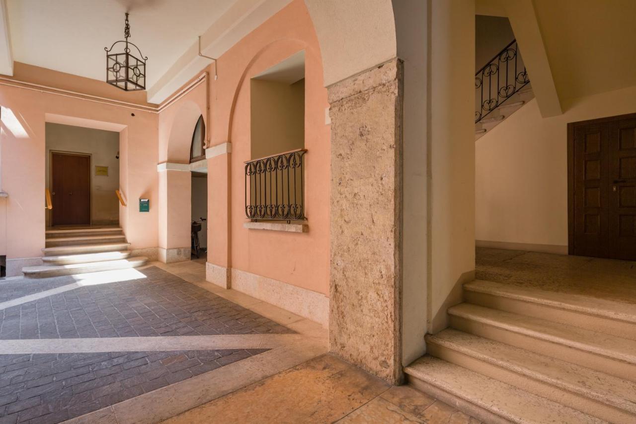 דירות ורונה Magnificent Cosy Loft מראה חיצוני תמונה